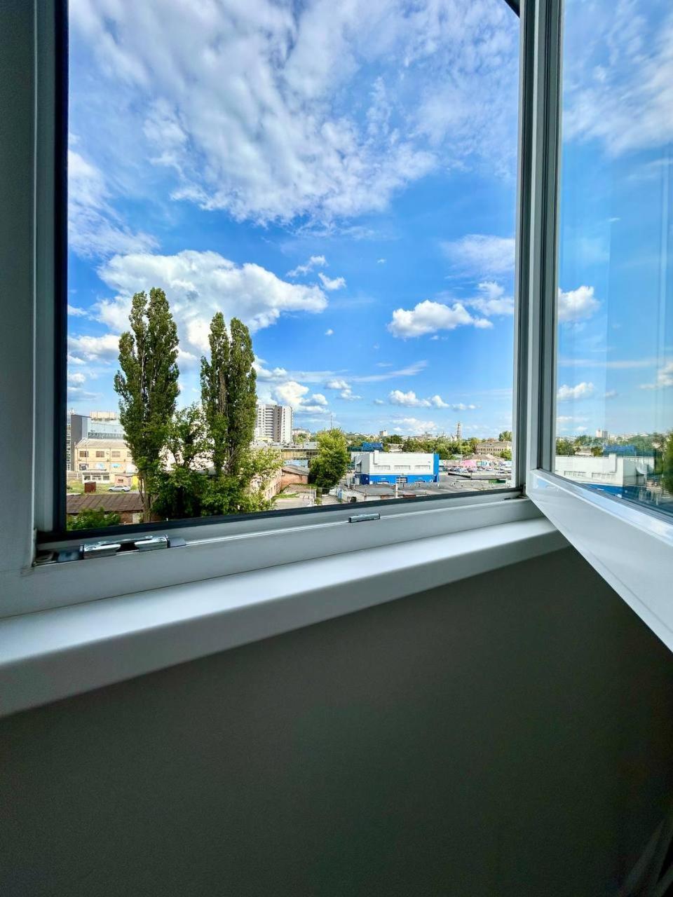 Апартаменты Возле Бц Тетрис Клочковская Jarkov Exterior foto